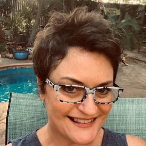 Meet your Posher, Mel